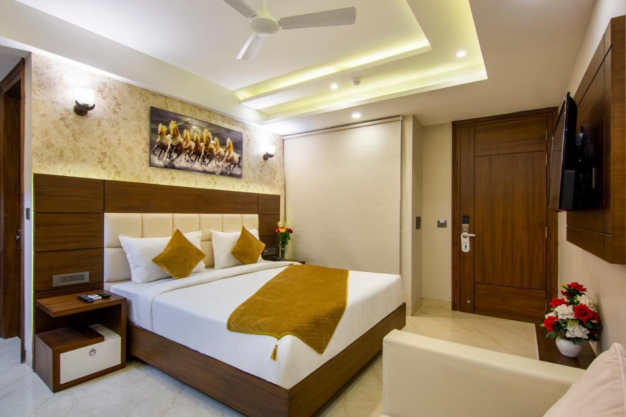 Hotel Le Tresor à New Delhi Extérieur photo